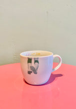 Afbeelding in Gallery-weergave laden, Kinderkoffie kopje bedrukt met naam
